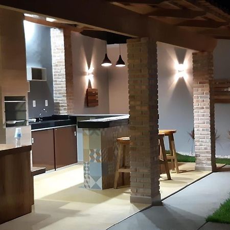 Nova Viçosa Casa Com Piscina No Centroヴィラ エクステリア 写真