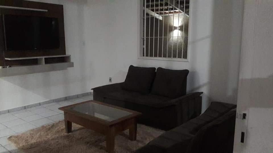 Nova Viçosa Casa Com Piscina No Centroヴィラ エクステリア 写真
